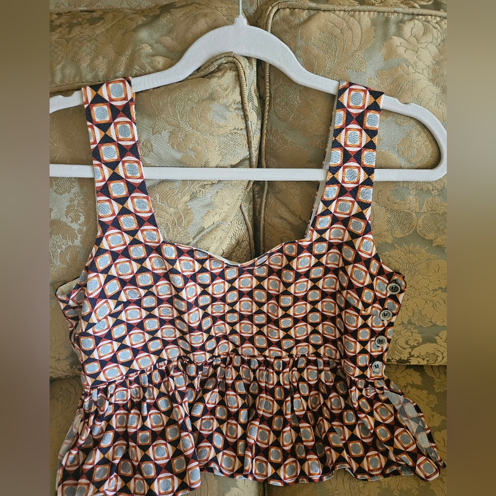 NWOT Yargici beige/multi cropped tank top